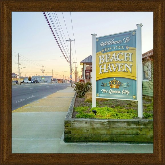Welcome to Beach Haven - Picture 1 of 2